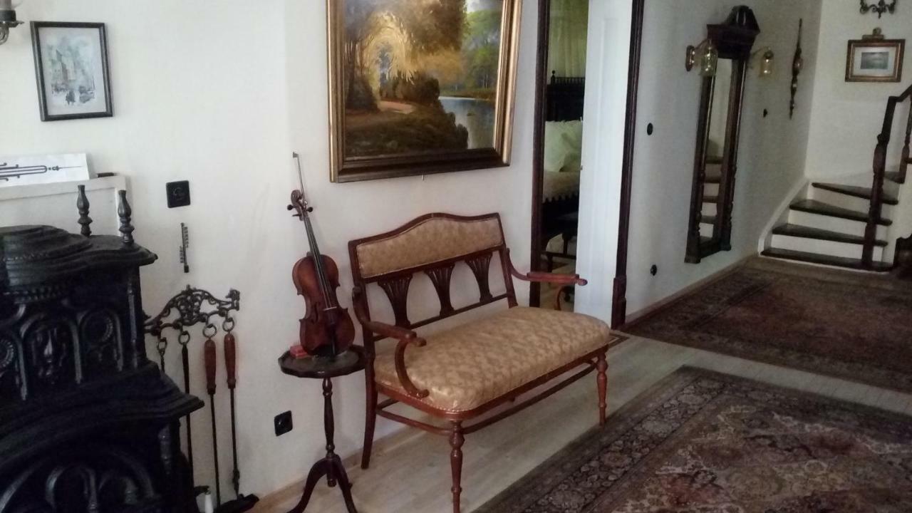 בלצ'יק Retro - 19Th Century Guest House מראה חיצוני תמונה